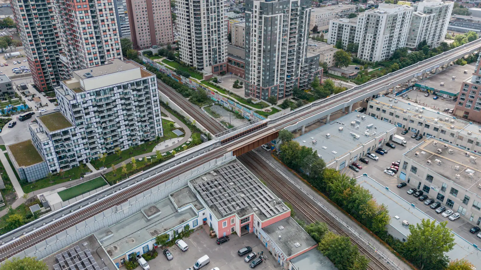 Davenport Diamond Grade Separation. Source - Own Photo